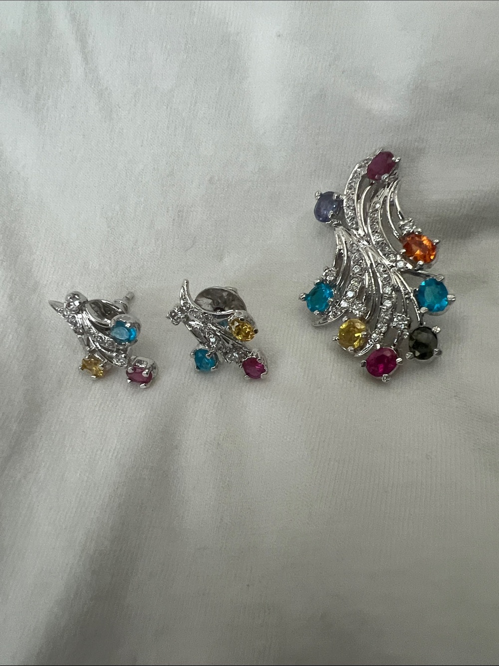 Multicolor Crystal Silver-Tone Necklace Pendant and Earring Set